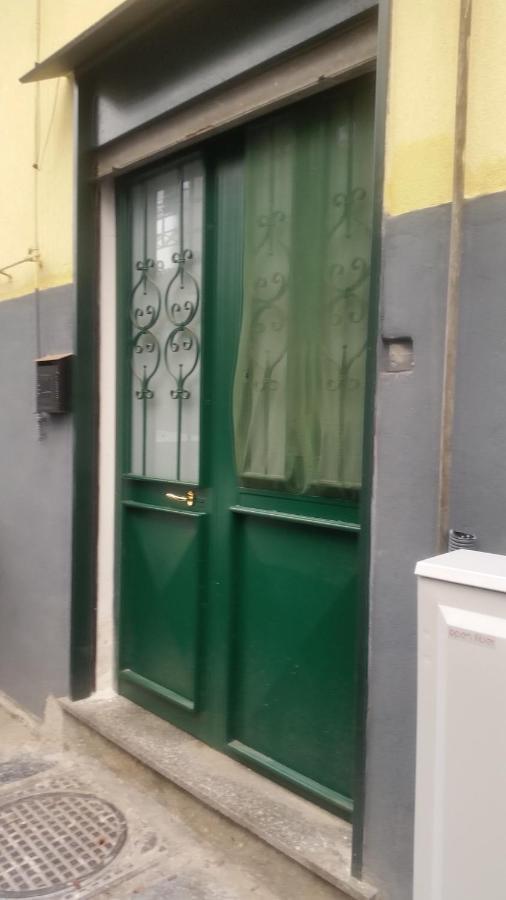 La Tana Del Porto Apartment Наполи Екстериор снимка
