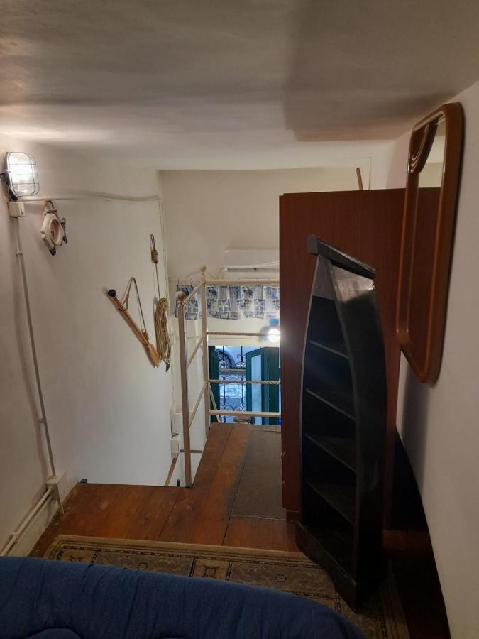 La Tana Del Porto Apartment Наполи Екстериор снимка